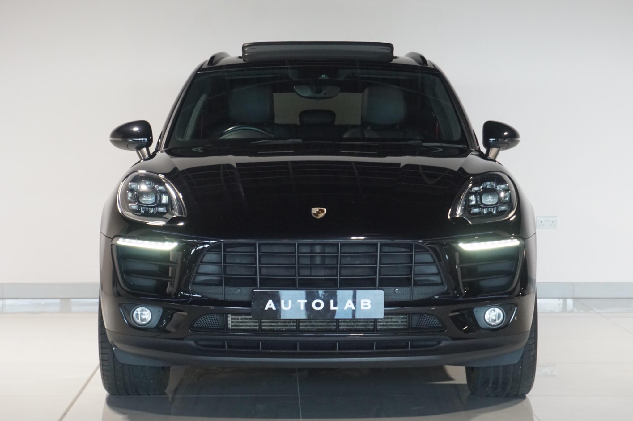Porsche Macan 2.0T SUV 5dr Petrol PDK 4WD Euro 6 (s/s) (252 ps)